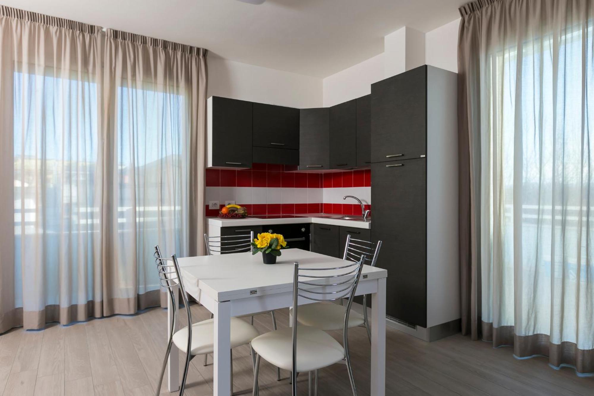 Residenza Riva Azzurra Aparthotel Rimini Bagian luar foto