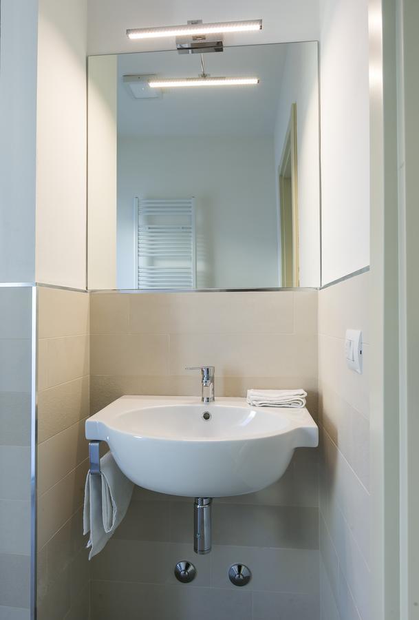 Residenza Riva Azzurra Aparthotel Rimini Bagian luar foto